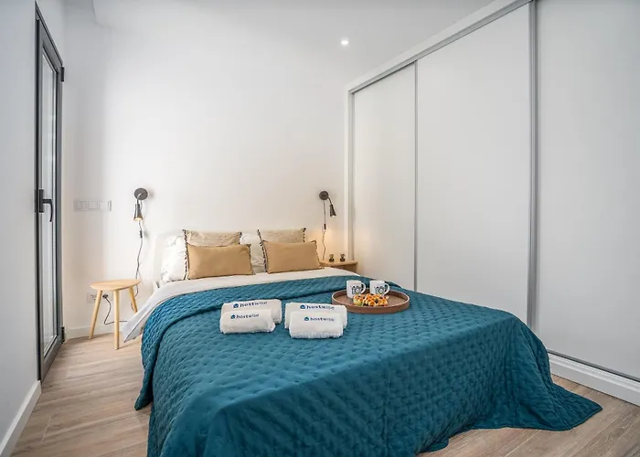 Host Wise - Bright Spacious House Swimming Pool Porches (Algarve)