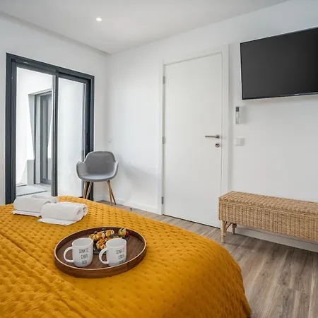 Host Wise - Bright Spacious House Swimming Pool Porches (Algarve)