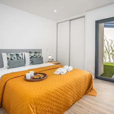 Ferienhaus Host Wise - Bright Spacious House Swimming Pool Porches (Algarve)