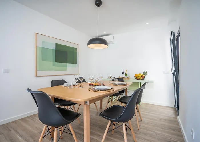 Host Wise - Bright Spacious House Swimming Pool Nyaraló *