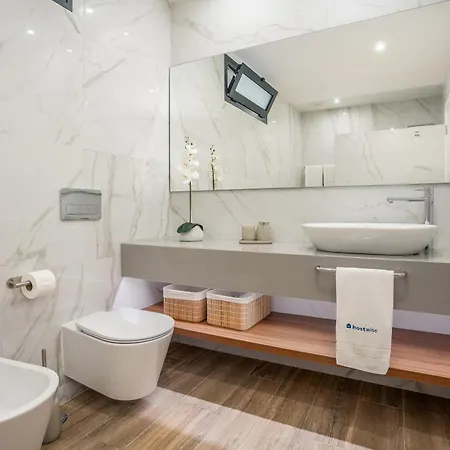 Tatil Evi Host Wise - Bright Spacious House Swimming Pool