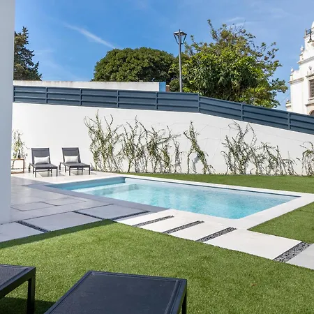 Host Wise - Bright Spacious House Swimming Pool Tatil Evi